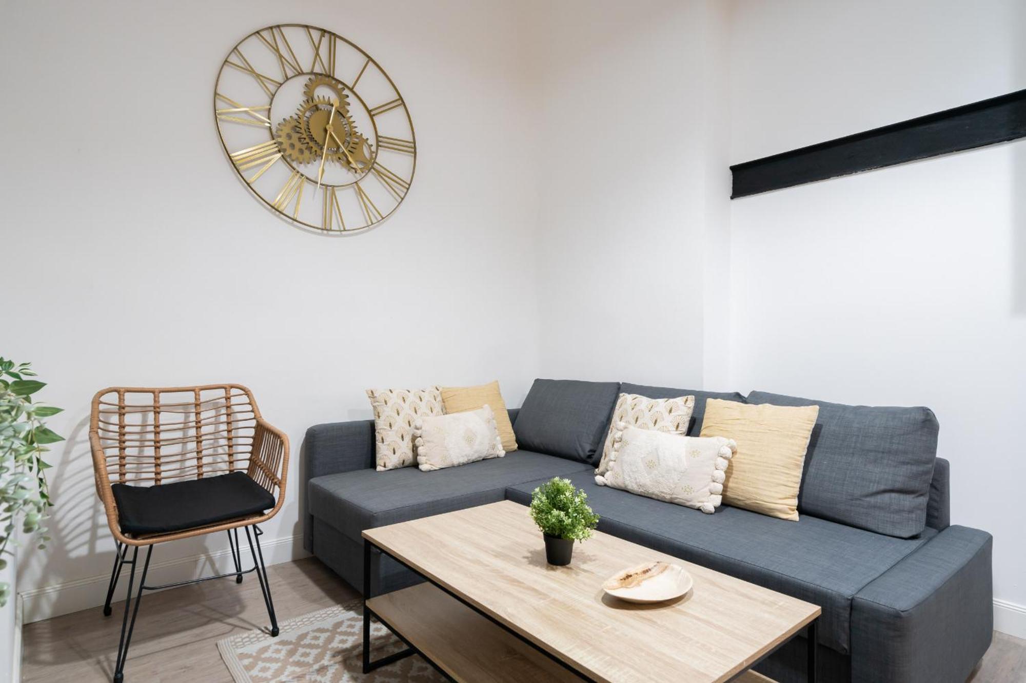 Apartament Lofts Reformados En El Bernabeu Alquiler Temporal Madryt Zewnętrze zdjęcie